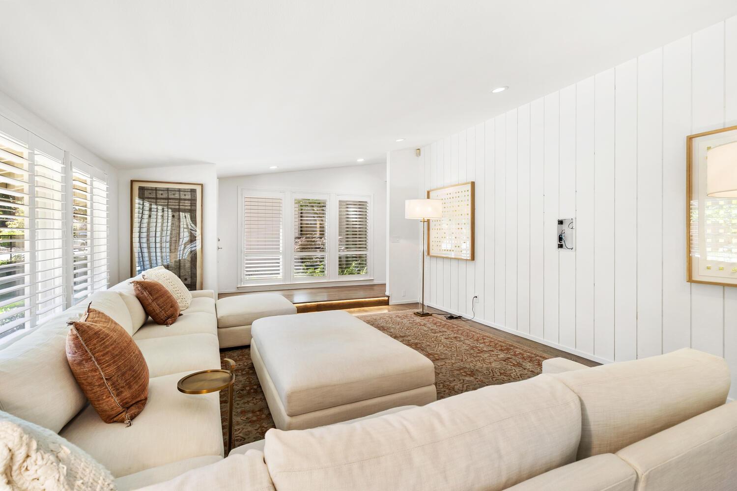 Detail Gallery Image 15 of 82 For 5910 River Glen Court, Carmichael,  CA 95608 - 4 Beds | 2/1 Baths
