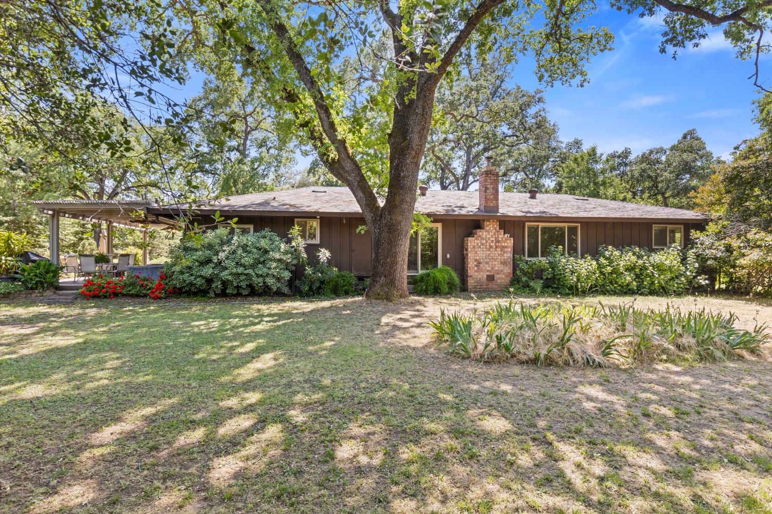 Detail Gallery Image 22 of 59 For 7705 Horseshoe Bar Rd, Loomis,  CA 95650 - 3 Beds | 2 Baths