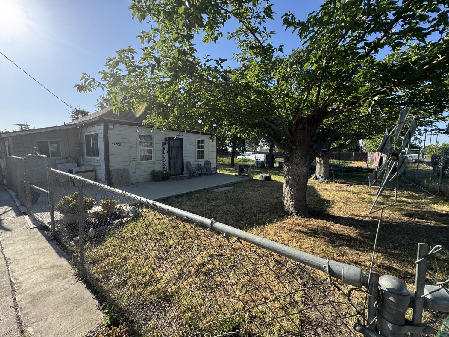 Detail Gallery Image 2 of 18 For 20551 Reynolds Ave, Dos Palos,  CA 93620 - 3 Beds | 1 Baths