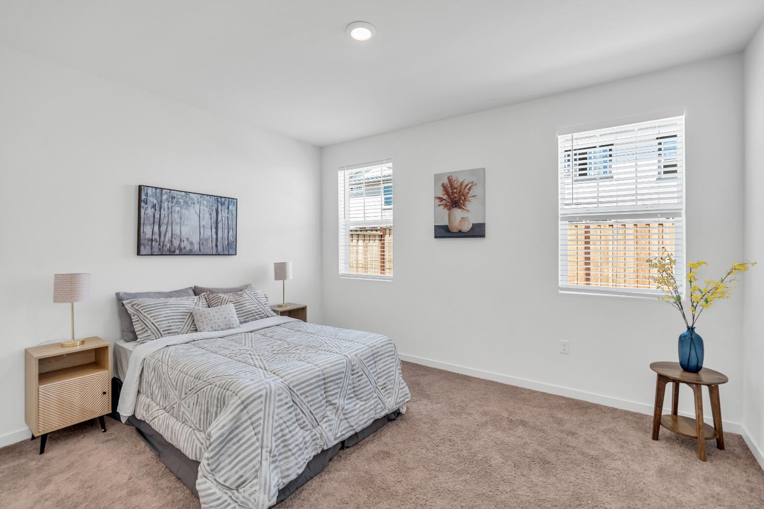 Detail Gallery Image 9 of 38 For 10109 Zane Way, Elk Grove,  CA 95757 - 3 Beds | 2 Baths