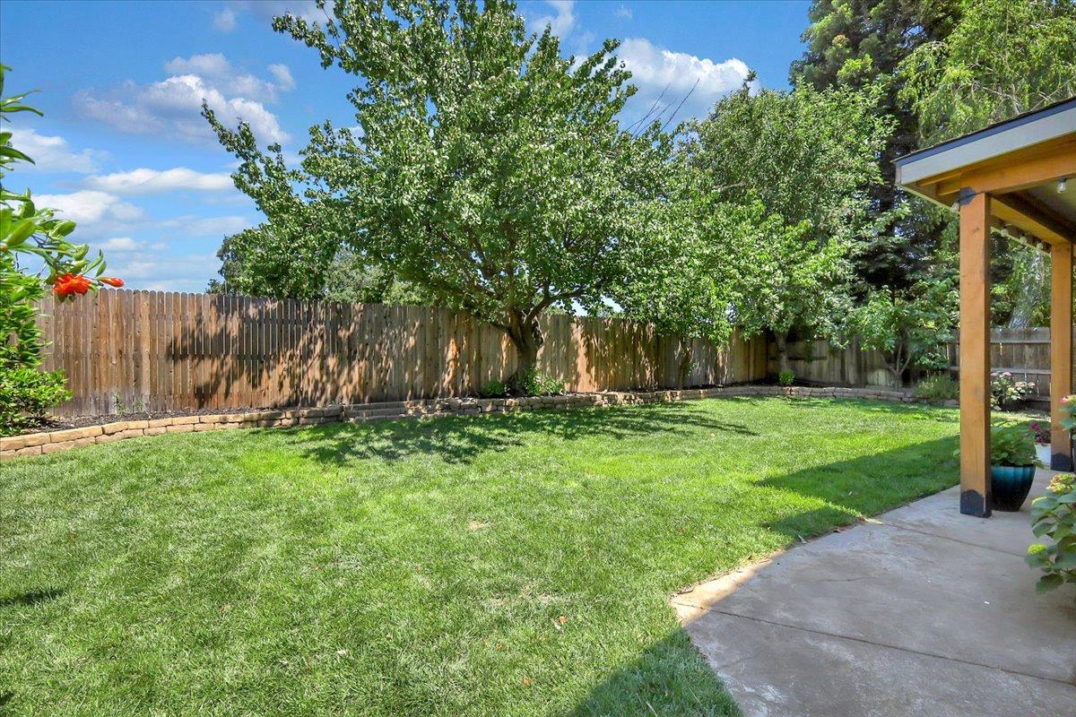 Detail Gallery Image 43 of 47 For 2189 Stonewater Dr, Yuba City,  CA 95991 - 4 Beds | 2/1 Baths