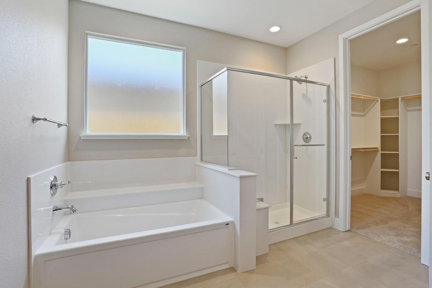 Detail Gallery Image 17 of 34 For 2176 Enchantment Dr, Manteca,  CA 95337 - 3 Beds | 2/1 Baths