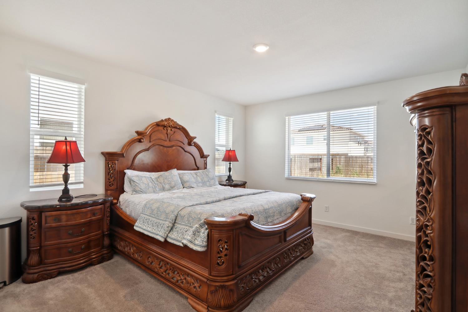 Detail Gallery Image 17 of 37 For 8628 Lakha Cir, Sacramento,  CA 95828 - 4 Beds | 2 Baths
