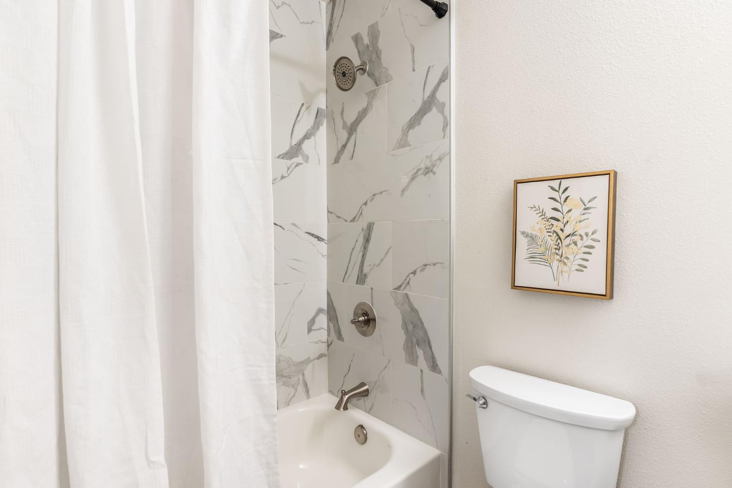 Detail Gallery Image 18 of 81 For 2409 Cava Ct, Sacramento,  CA 95825 - – Beds | – Baths