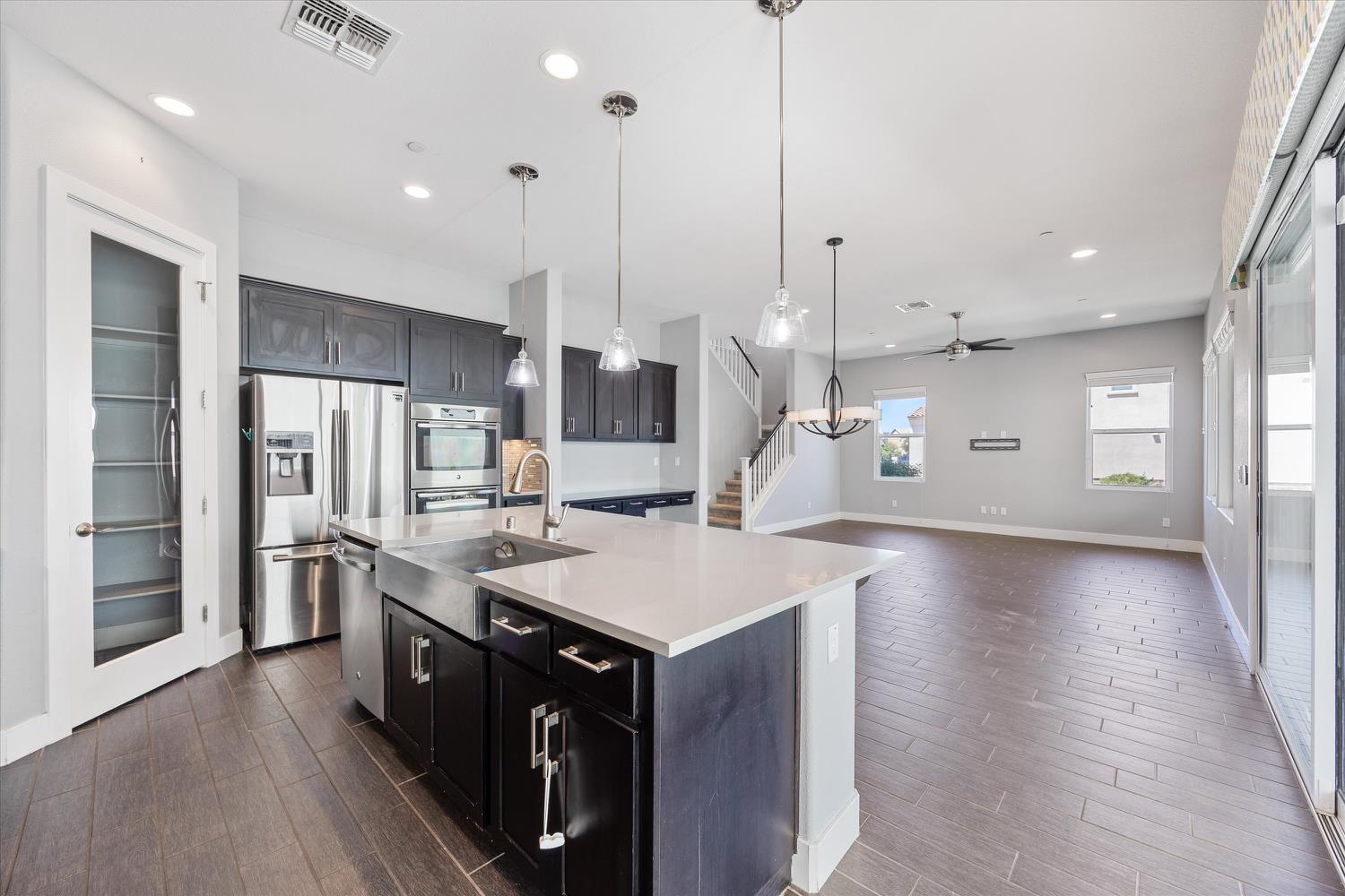Detail Gallery Image 13 of 43 For 3801 Lake Katie Way, Sacramento,  CA 95834 - 4 Beds | 3 Baths