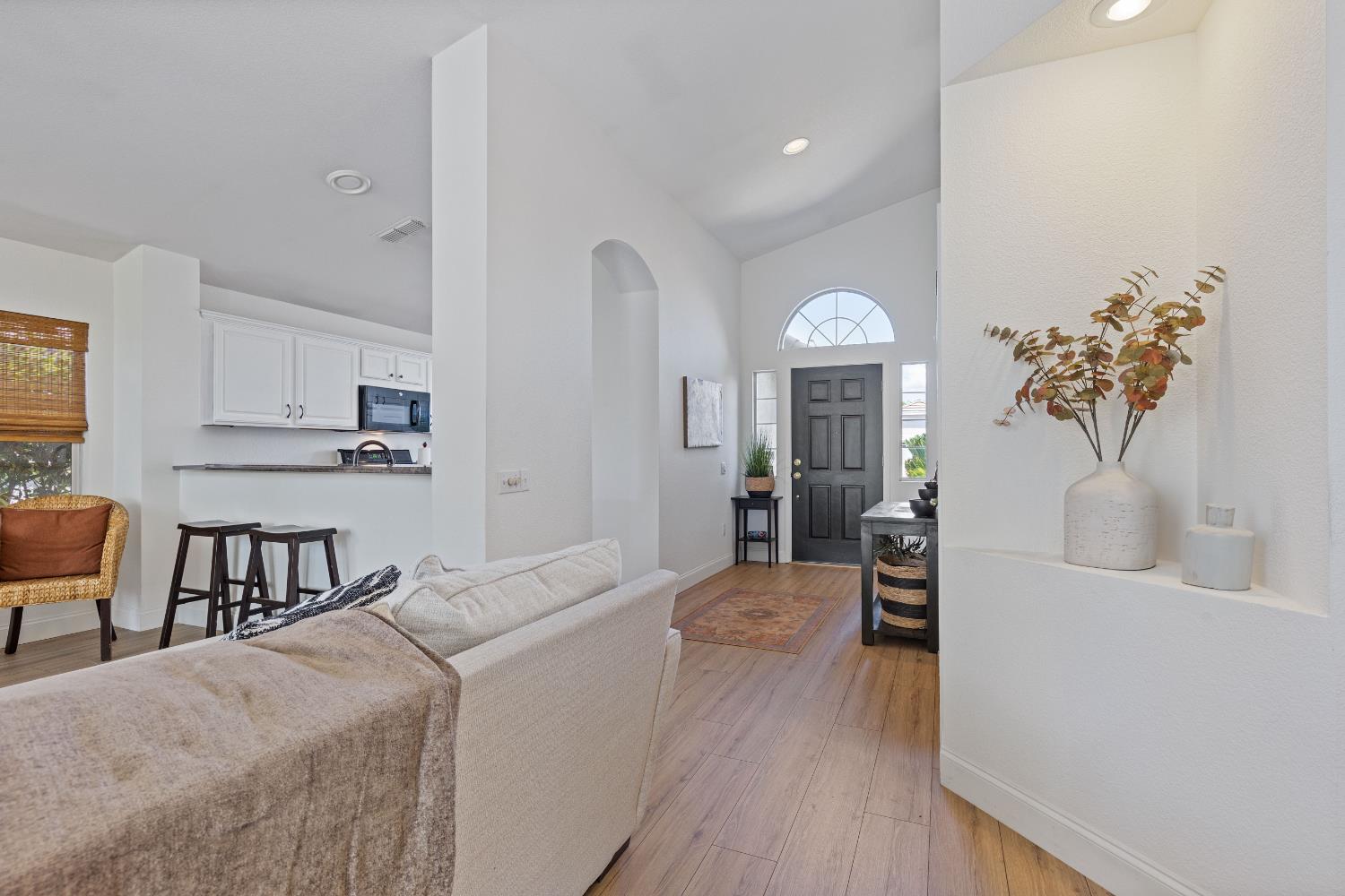Detail Gallery Image 11 of 51 For 5449 Campcreek Loop, Roseville,  CA 95747 - 2 Beds | 2 Baths