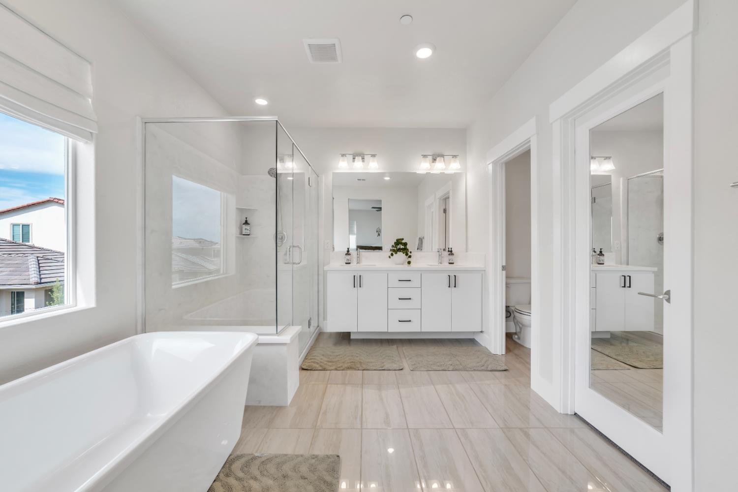 Detail Gallery Image 17 of 39 For 3227 Highgate Terrace Loop, Folsom,  CA 95630 - 4 Beds | 3 Baths