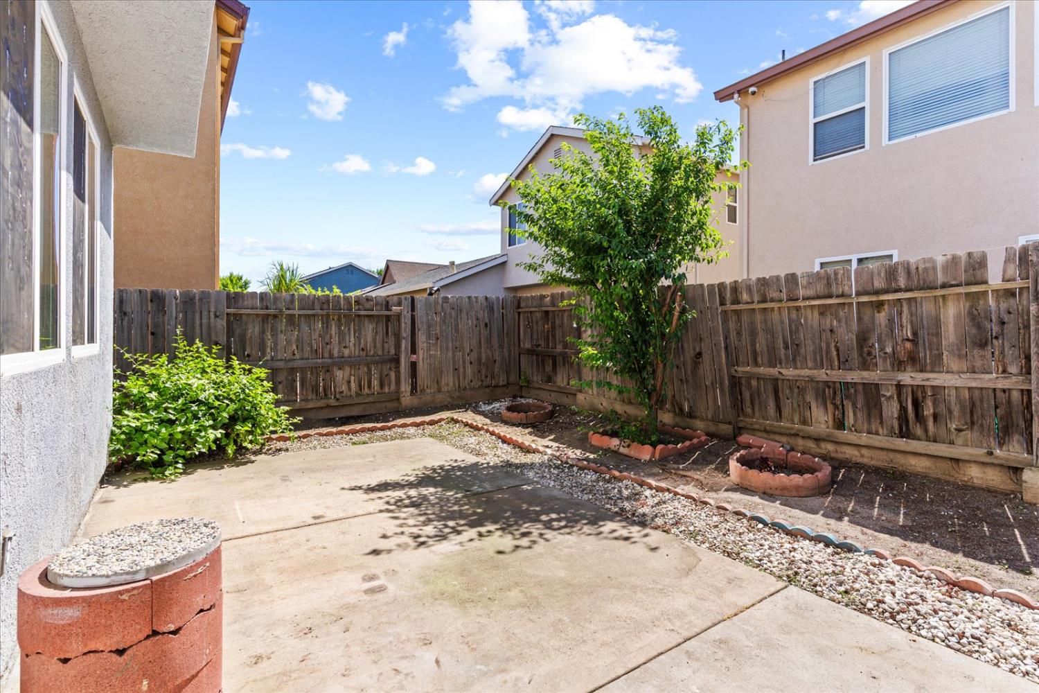 Detail Gallery Image 54 of 63 For 156 Bristol Way, Yuba City,  CA 95993 - 5 Beds | 2/1 Baths