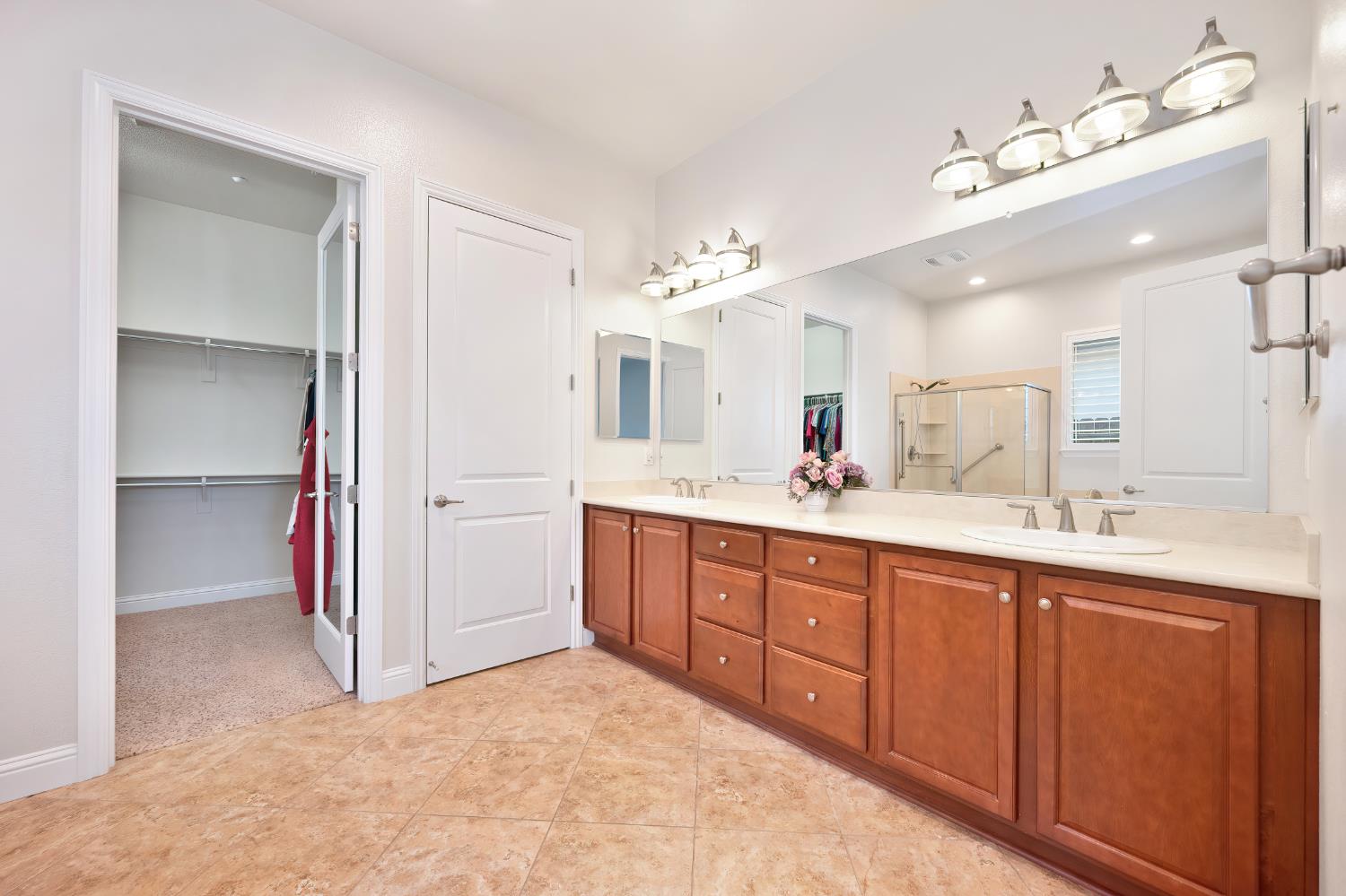Detail Gallery Image 43 of 57 For 224 Aske Ct, Roseville,  CA 95747 - 3 Beds | 2 Baths