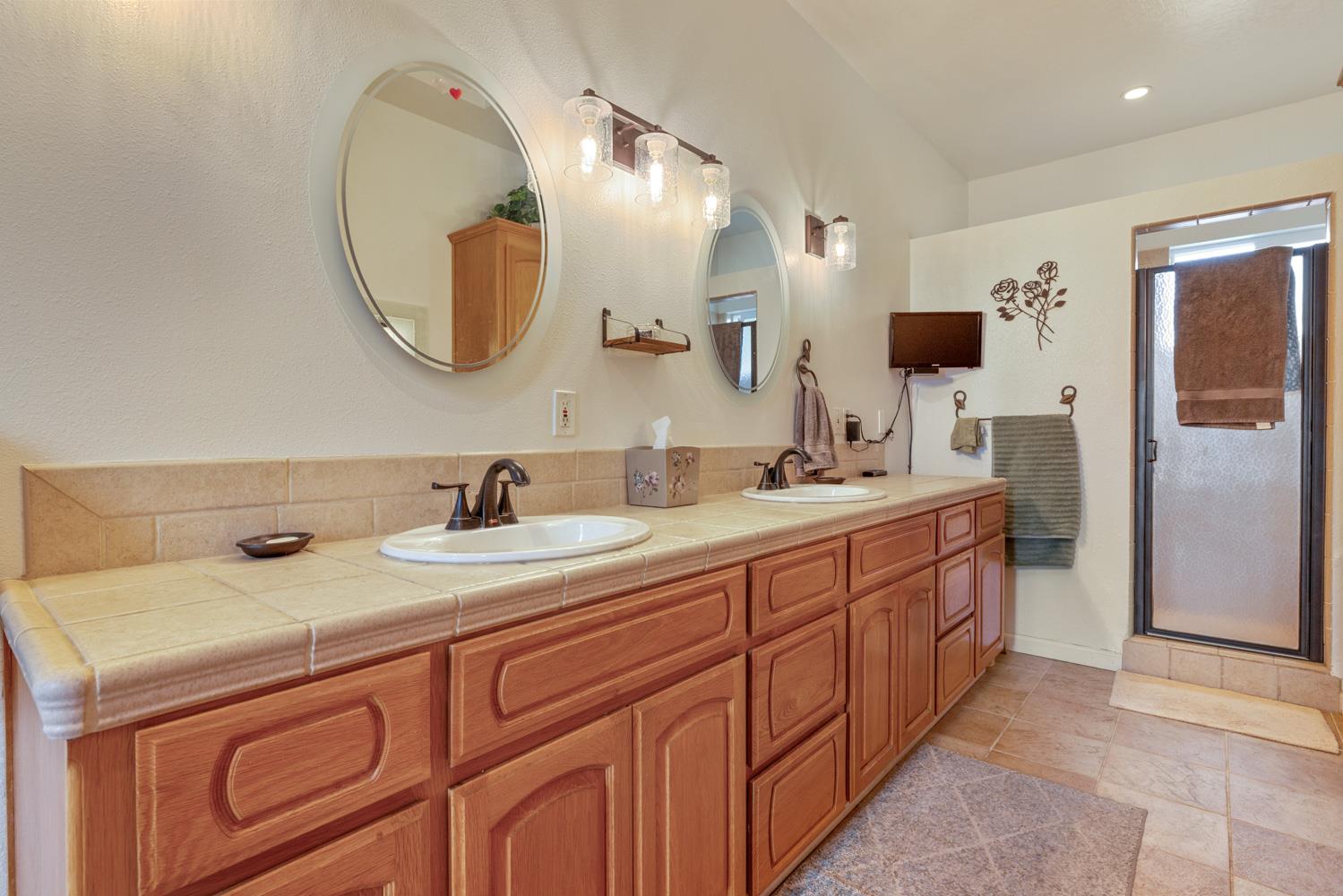 Detail Gallery Image 34 of 71 For 10501 Kimberly Dr, Manteca,  CA 95336 - 4 Beds | 3/1 Baths