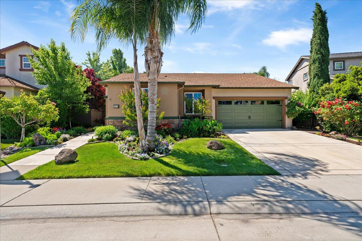 Detail Gallery Image 4 of 48 For 5313 Dusty Rose Way, Rancho Cordova,  CA 95742 - 3 Beds | 2 Baths