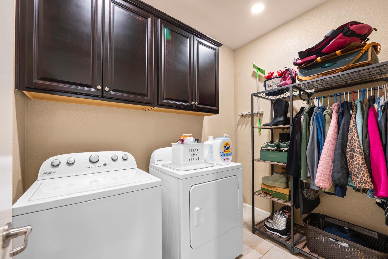 Detail Gallery Image 24 of 44 For 4811 Copper Sunset Way, Rancho Cordova,  CA 95742 - 5 Beds | 3 Baths