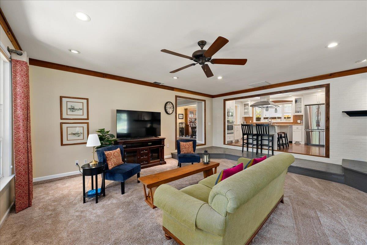 Detail Gallery Image 18 of 69 For 2951 N Shingle Rd, Shingle Springs,  CA 95682 - 3 Beds | 3 Baths
