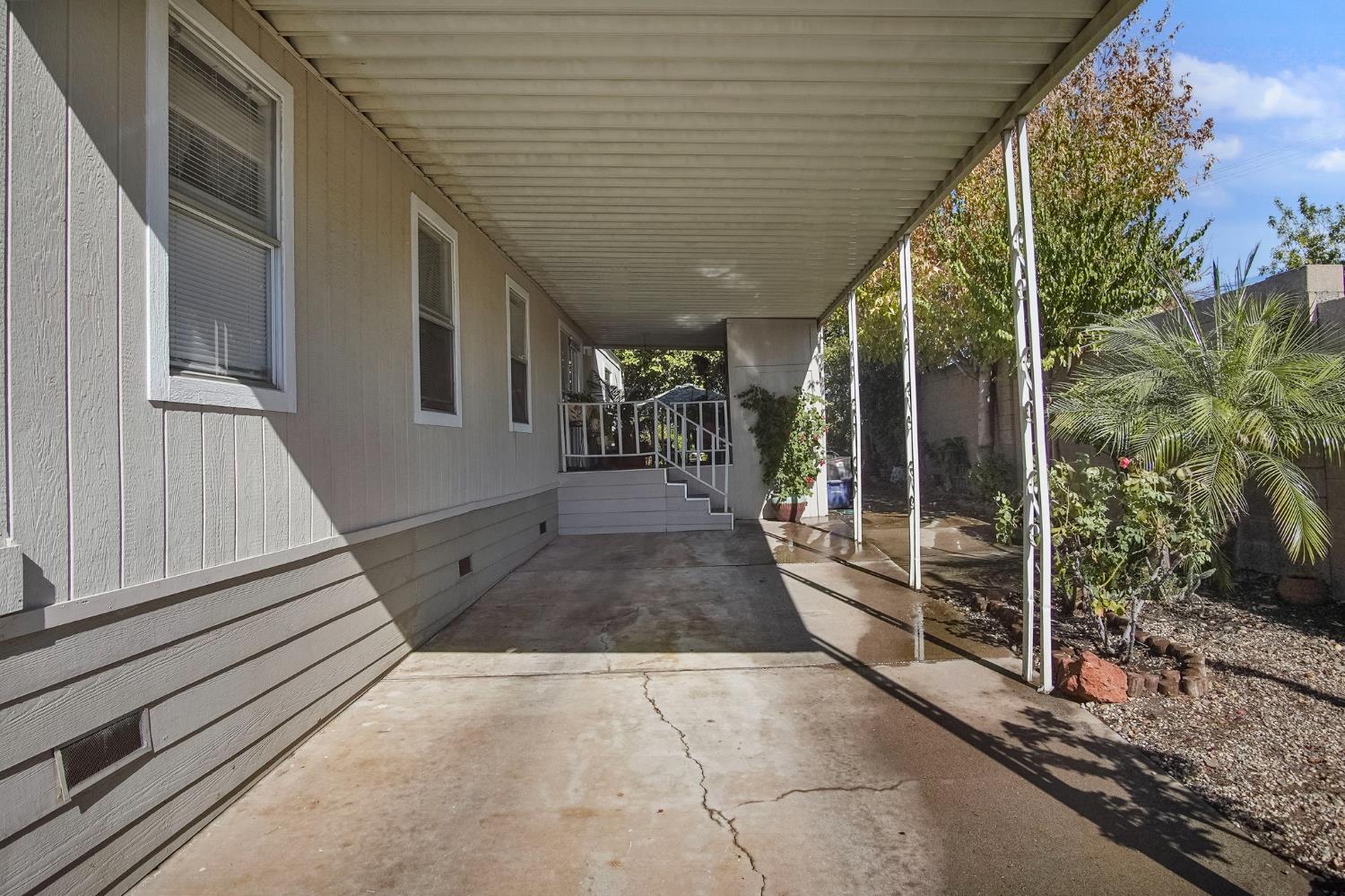 Detail Gallery Image 2 of 8 For 1500 Held Dr 17, Modesto,  CA 95355 - 3 Beds | 2 Baths
