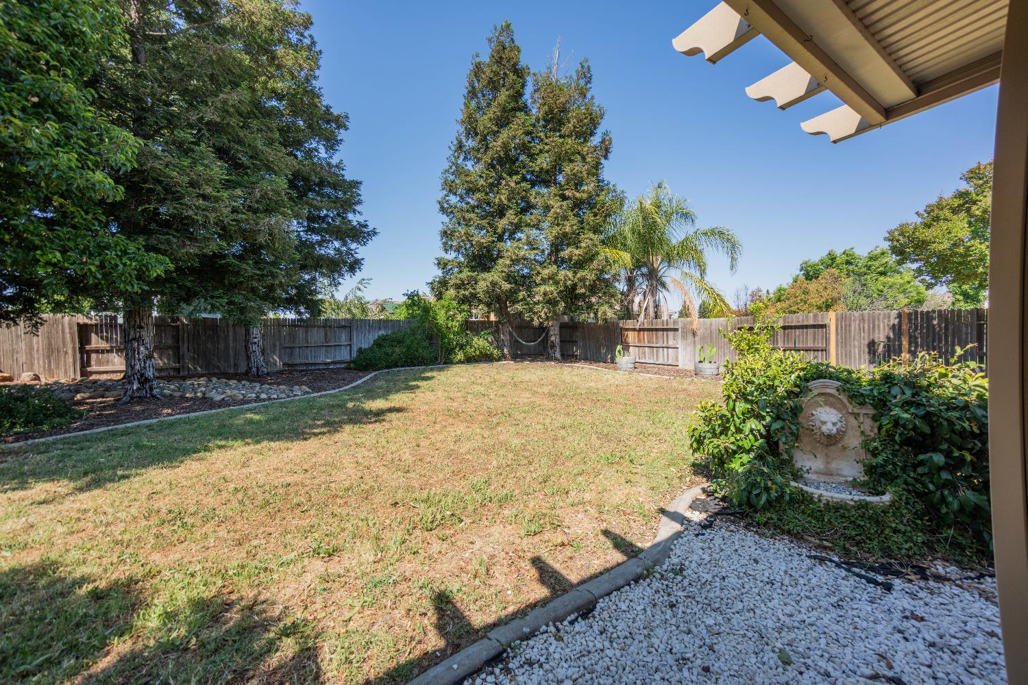 Detail Gallery Image 29 of 36 For 1187 W Kneebone Ct, Plumas Lake,  CA 95961 - 3 Beds | 2 Baths