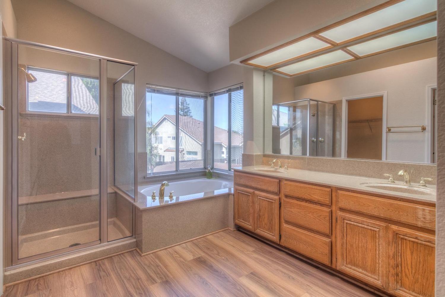 Detail Gallery Image 19 of 52 For 3047 Strand Rd, Rocklin,  CA 95765 - 4 Beds | 2/1 Baths