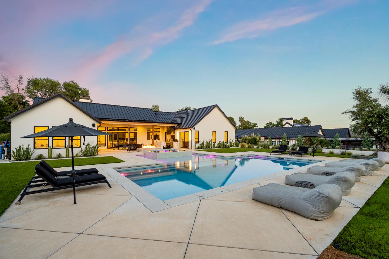 Detail Gallery Image 58 of 84 For 3320 Cherokee Trl, Loomis,  CA 95650 - 5 Beds | 3/1 Baths