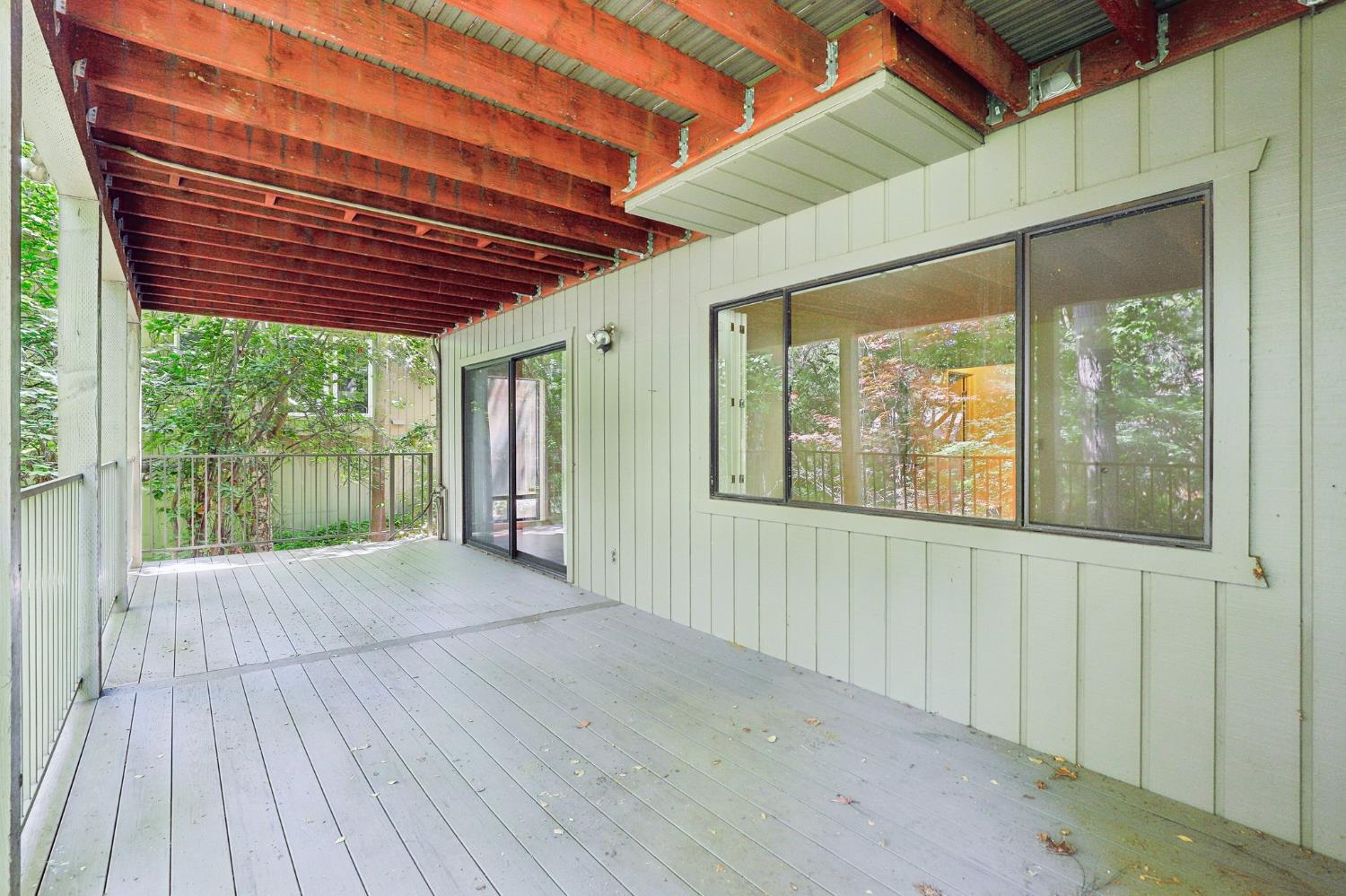 Detail Gallery Image 43 of 47 For 84 Riverknoll Pl, Carmichael,  CA 95608 - 2 Beds | 2/1 Baths