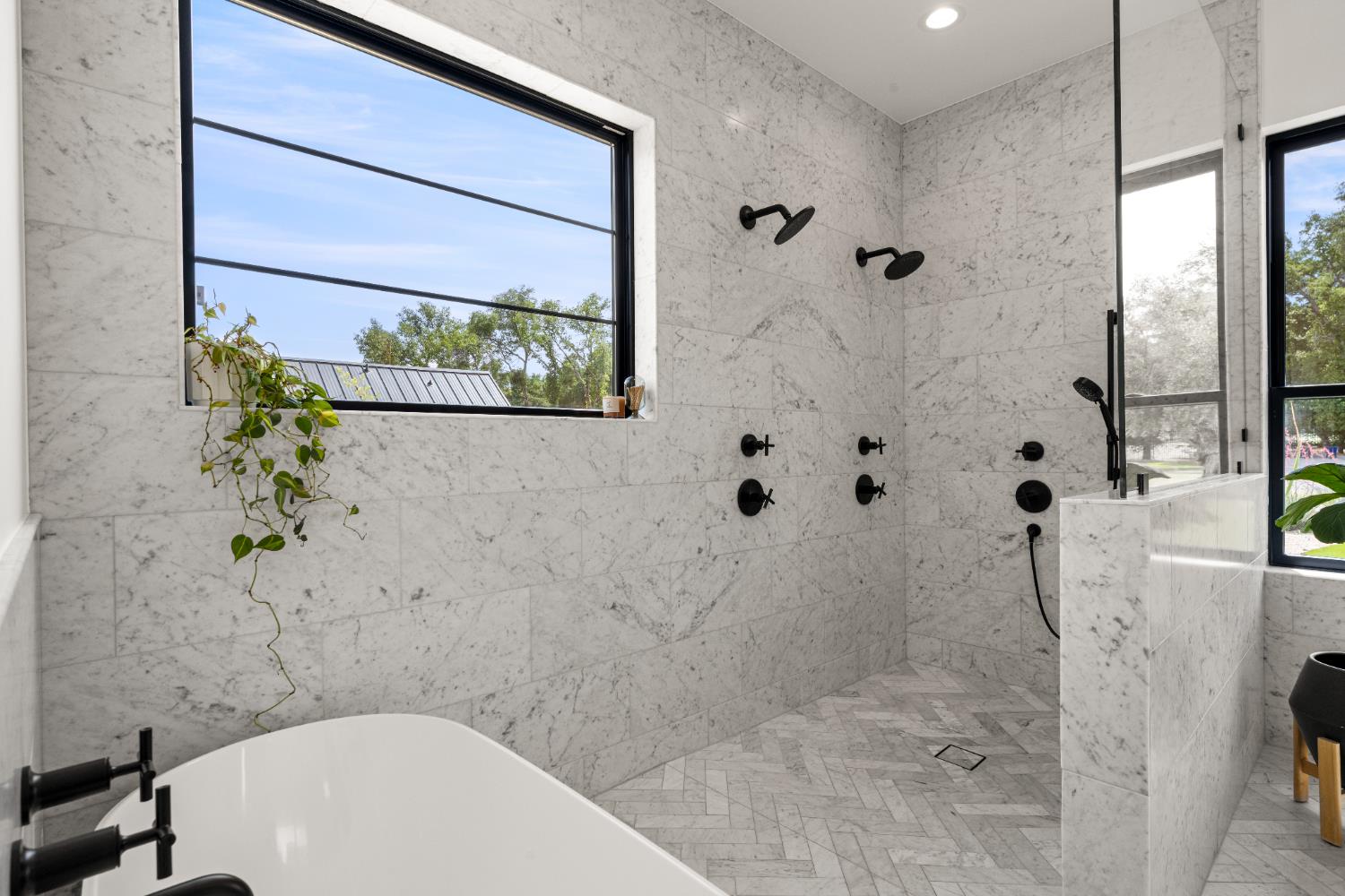 Detail Gallery Image 33 of 84 For 3320 Cherokee Trl, Loomis,  CA 95650 - 5 Beds | 3/1 Baths
