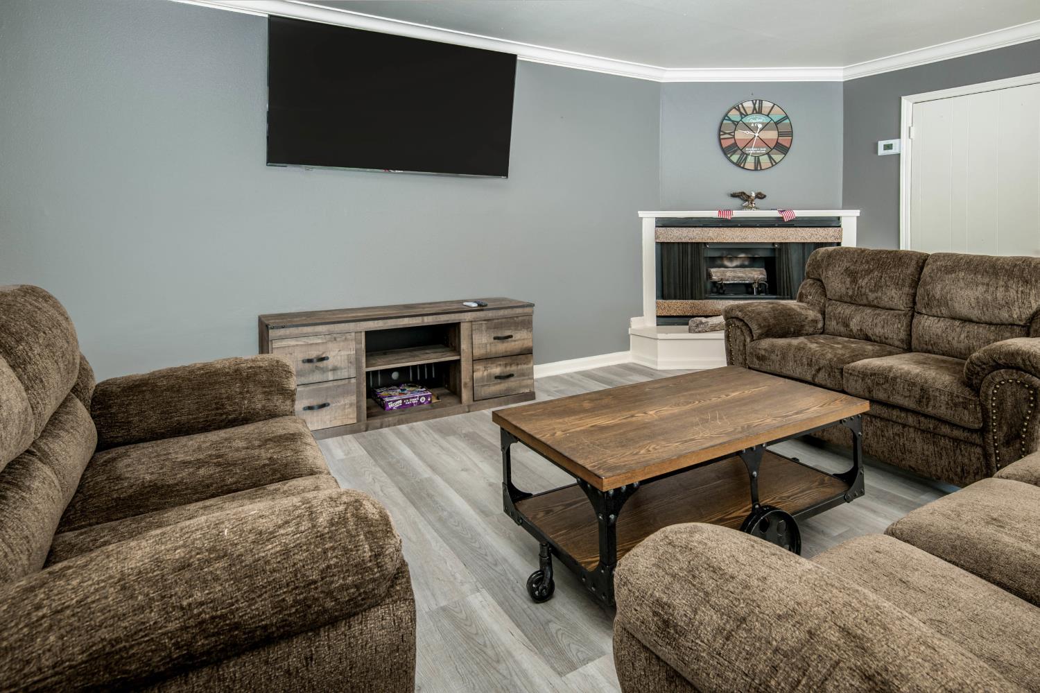 Detail Gallery Image 49 of 51 For 1567 Mulberry Dr, Grass Valley,  CA 95945 - 2 Beds | 2 Baths