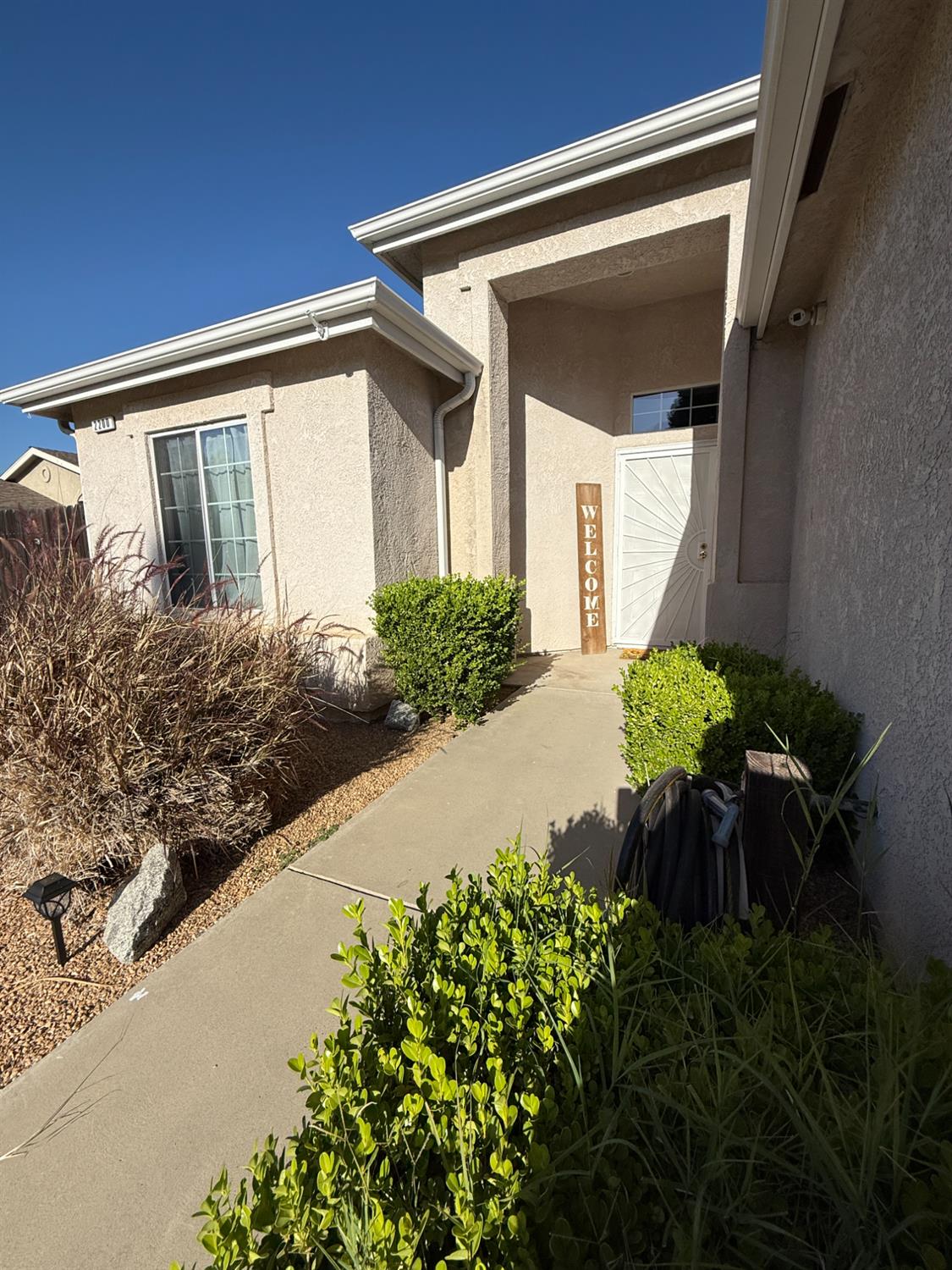 Detail Gallery Image 11 of 47 For 2200 Hanson Ave, Clovis,  CA 93611 - 3 Beds | 2 Baths