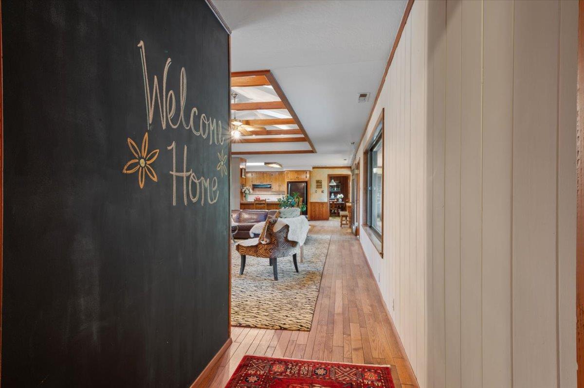 Karrys Place, Grass Valley, California image 14