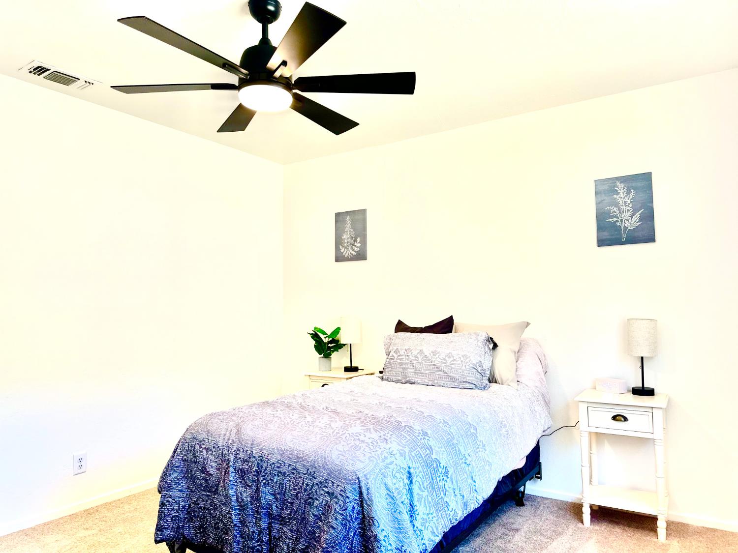 Detail Gallery Image 25 of 41 For 1997 Independence Cemetery Rd, Rail Road Flat,  CA 95257 - 3 Beds | 2 Baths