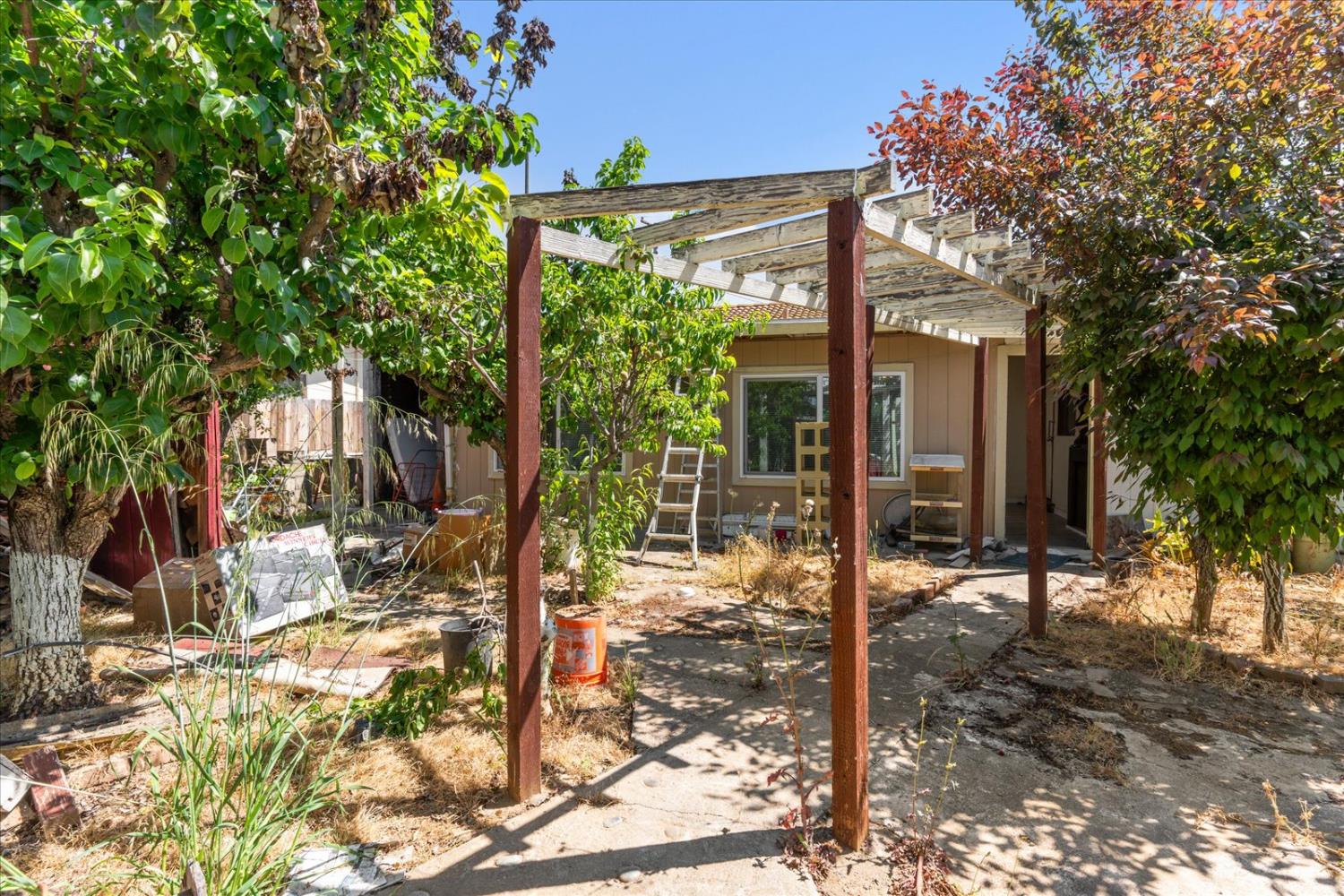 Detail Gallery Image 43 of 51 For 1961 17th St, Olivehurst,  CA 95961 - 3 Beds | 2 Baths