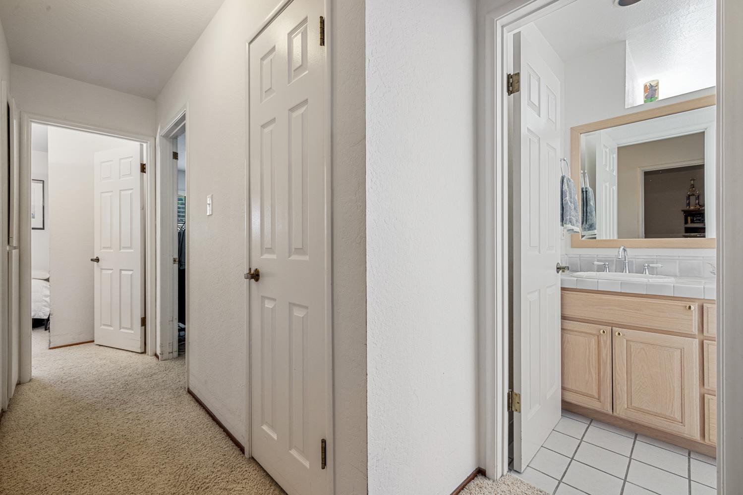 Detail Gallery Image 22 of 43 For 6161 Iowa Dr, San Jose,  CA 95123 - 4 Beds | 3 Baths