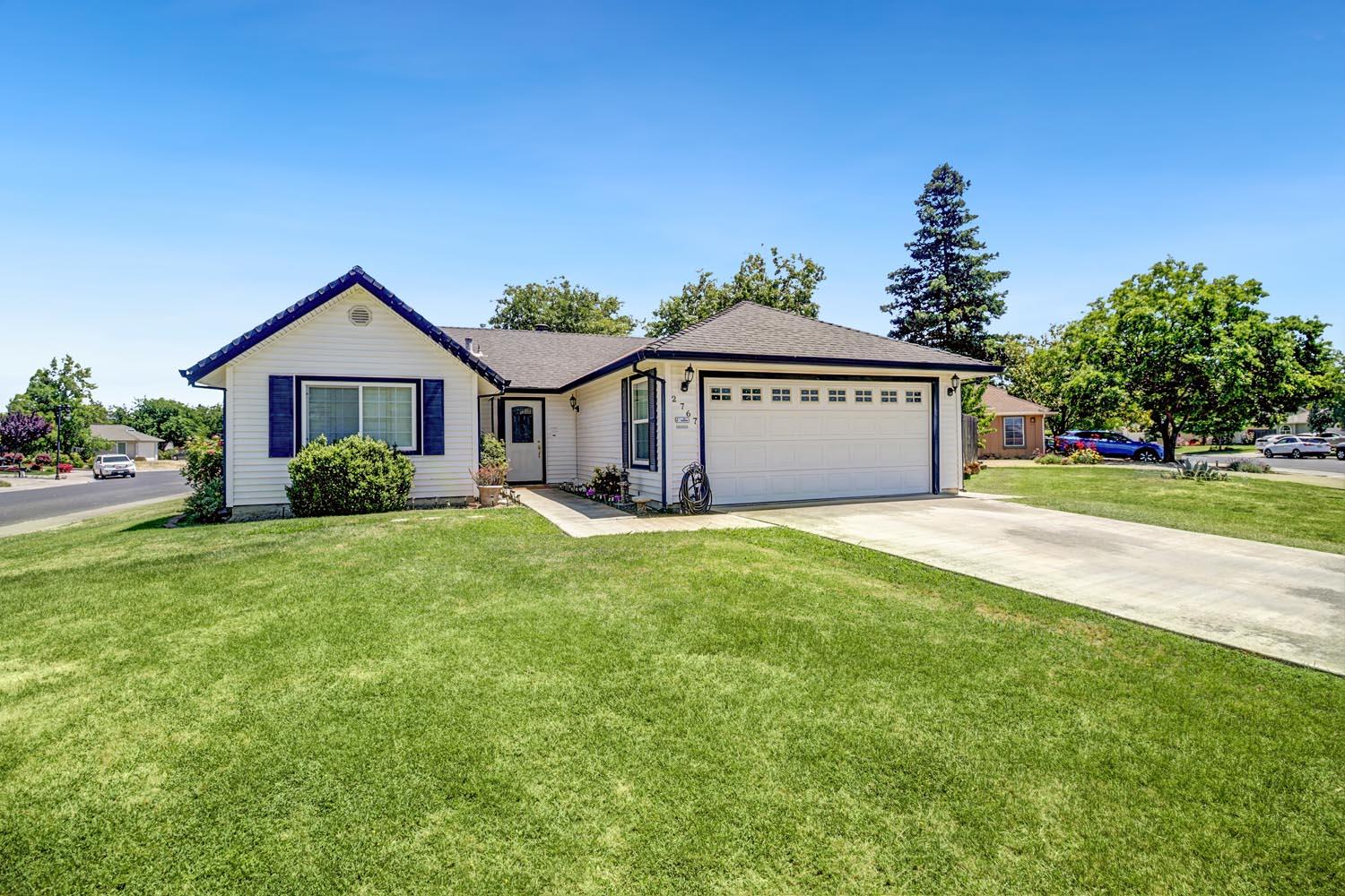 Detail Gallery Image 2 of 50 For 2767 Betty Way, West Sacramento,  CA 95691 - 3 Beds | 2 Baths
