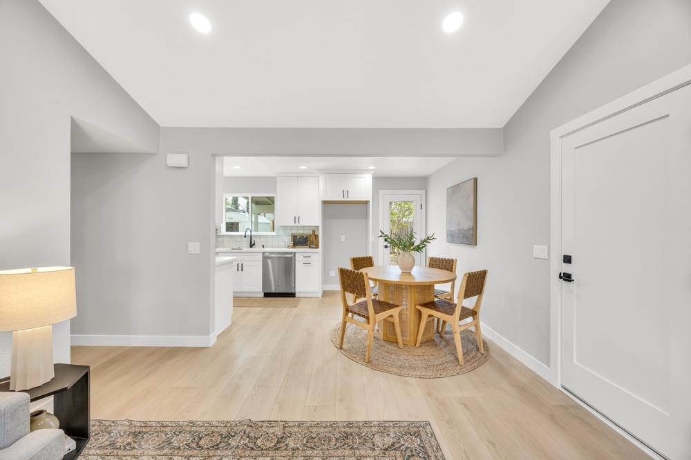 Detail Gallery Image 12 of 43 For 7652 Leineke Ln, Citrus Heights,  CA 95610 - 3 Beds | 2 Baths