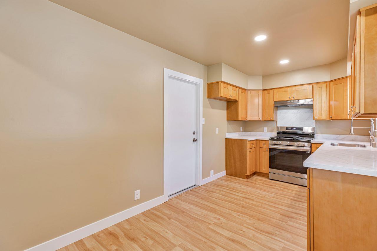 Detail Gallery Image 24 of 72 For 4130 Arden Way, Sacramento,  CA 95864 - – Beds | – Baths