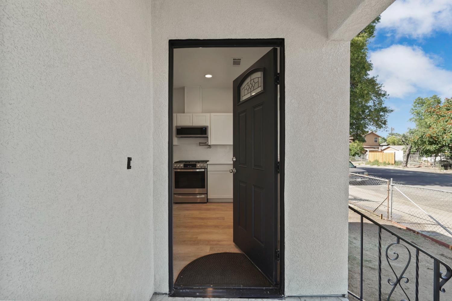 Detail Gallery Image 28 of 33 For 1237 S Commerce St, Stockton,  CA 95206 - 3 Beds | 2 Baths