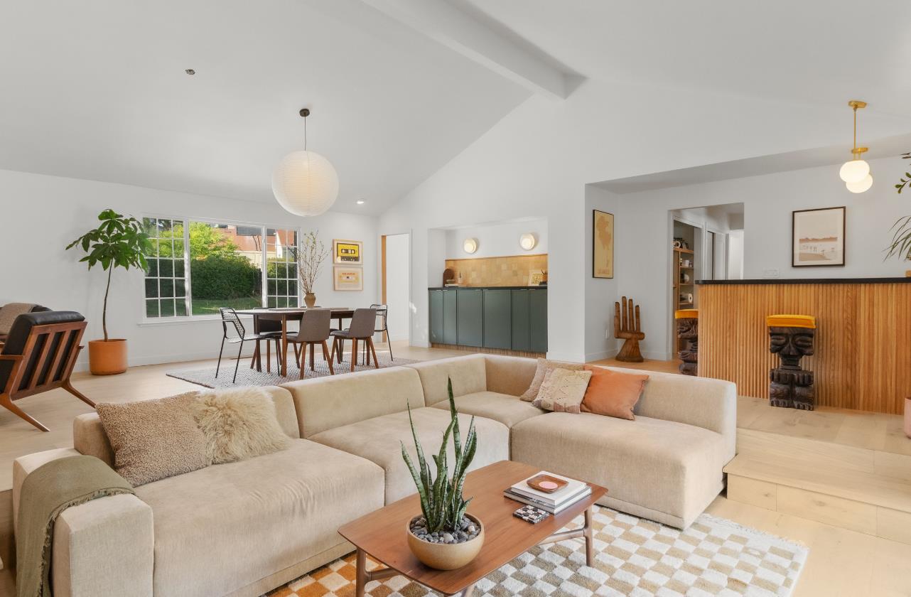 Detail Gallery Image 27 of 65 For 8514 Bordeaux Way, Fair Oaks,  CA 95628 - 4 Beds | 2/1 Baths