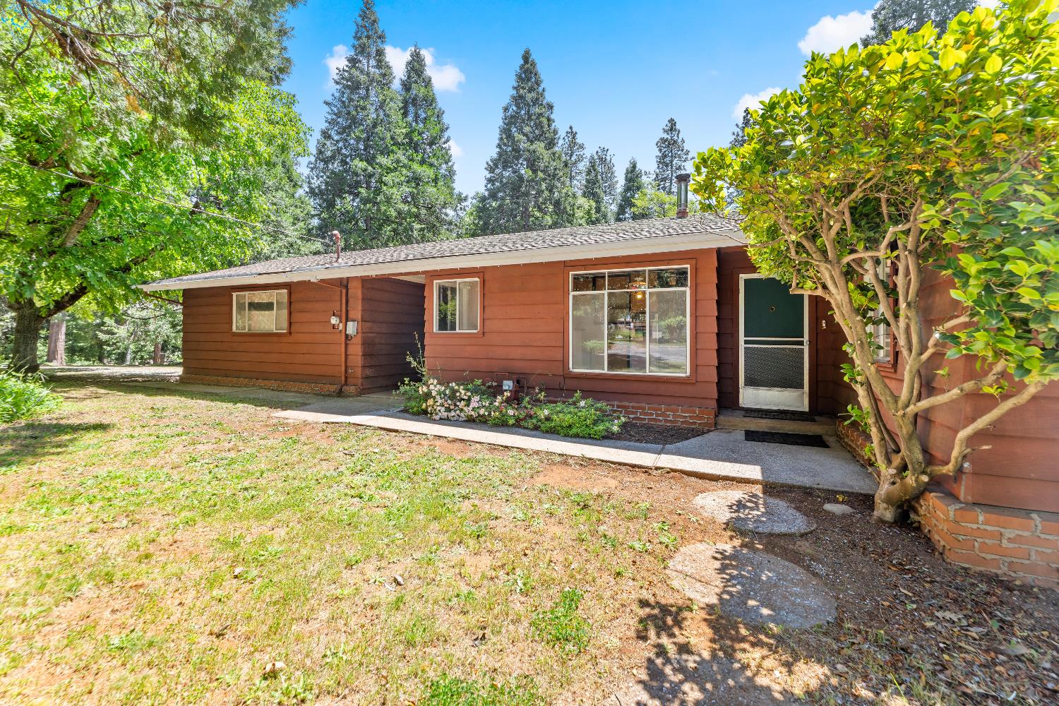 Detail Gallery Image 7 of 61 For 10899 Thomas Dr, Nevada City,  CA 95959 - 4 Beds | 2/1 Baths