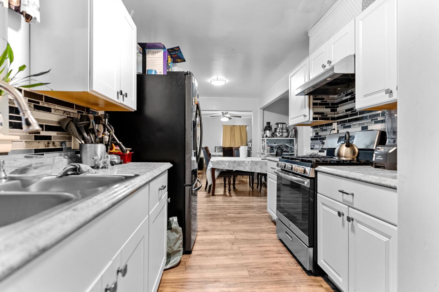 Detail Gallery Image 19 of 27 For 4776 E Lowe Ave, Fresno,  CA 93702 - 3 Beds | 1 Baths