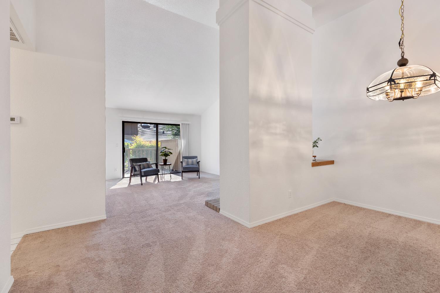 Detail Gallery Image 12 of 27 For 6401 El Porto Ln, Citrus Heights,  CA 95621 - 3 Beds | 2 Baths
