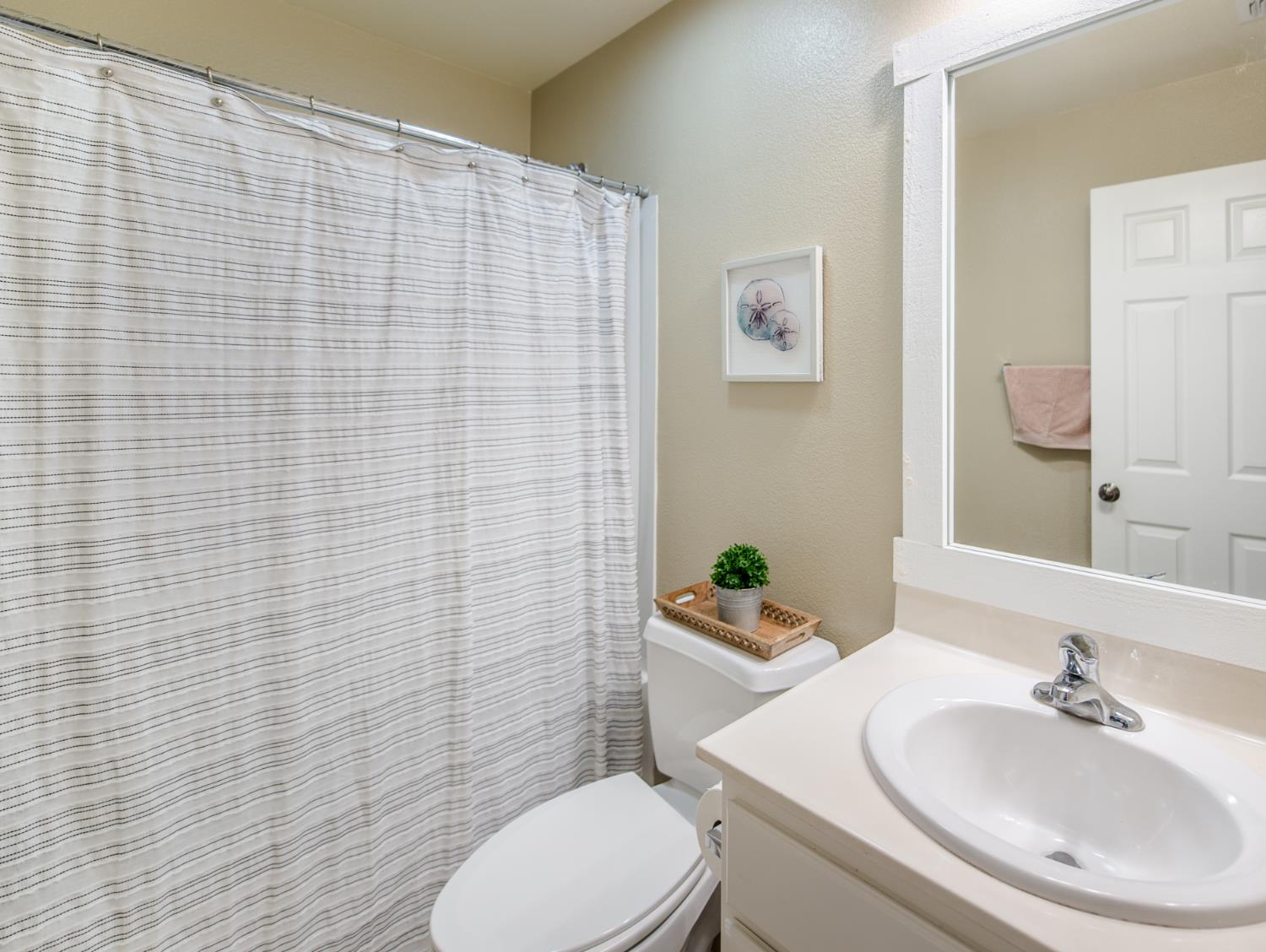 Detail Gallery Image 33 of 38 For 2363 Ackley Pl, Woodland,  CA 95776 - 5 Beds | 4 Baths