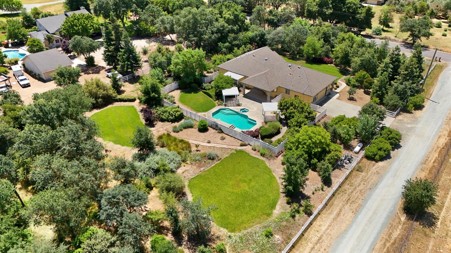 Detail Gallery Image 70 of 74 For 13703 Christensen Rd, Galt,  CA 95632 - 4 Beds | 2/1 Baths