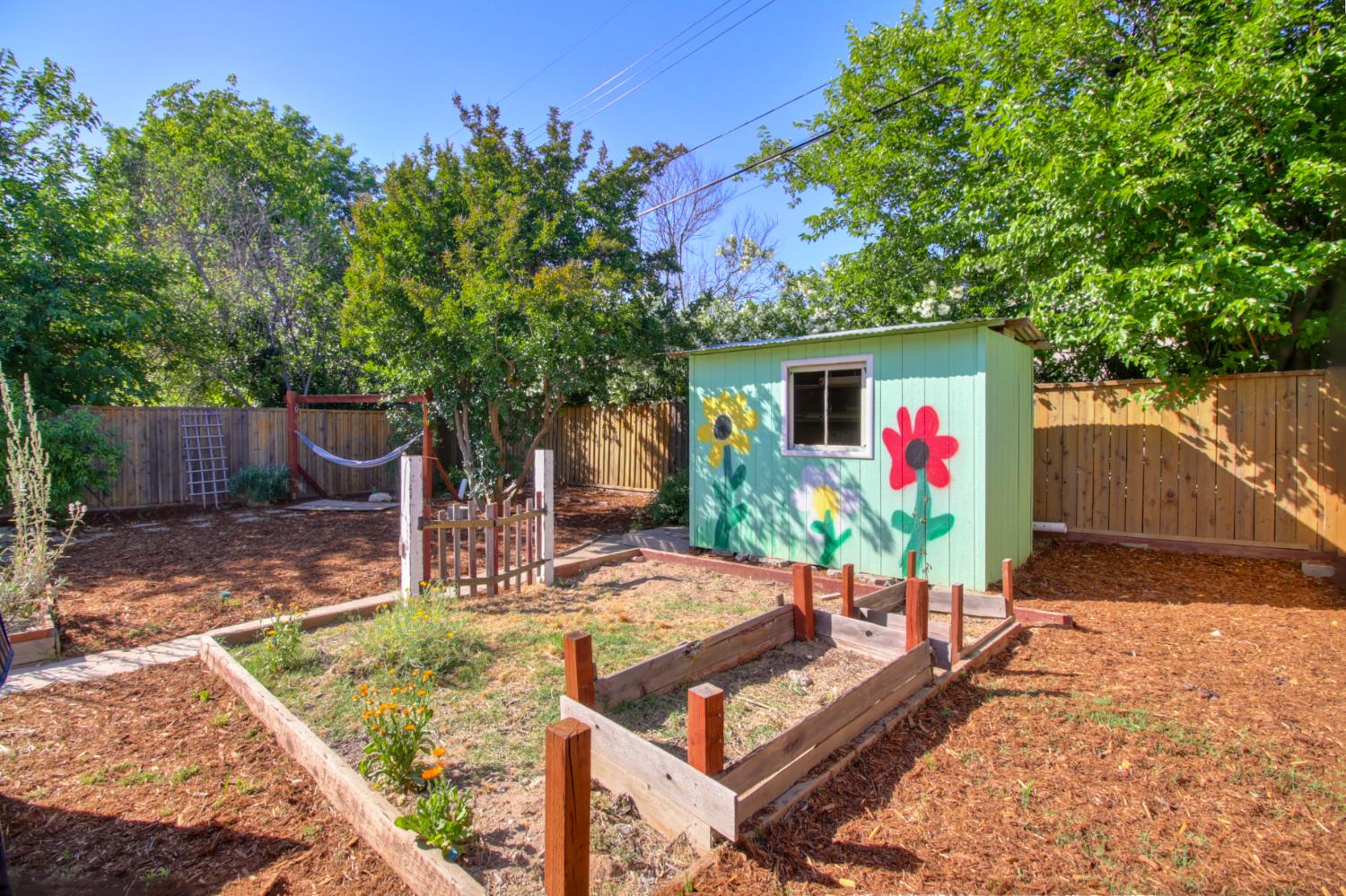 Detail Gallery Image 40 of 60 For 2121 Juliesse Ave, Sacramento,  CA 95821 - 3 Beds | 1 Baths