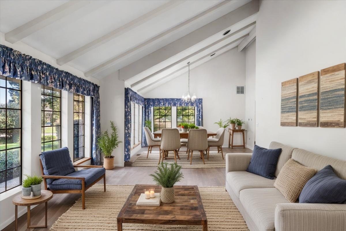 Detail Gallery Image 11 of 60 For 10007 Mountain Oak Rd, Oakdale,  CA 95361 - 3 Beds | 2/1 Baths