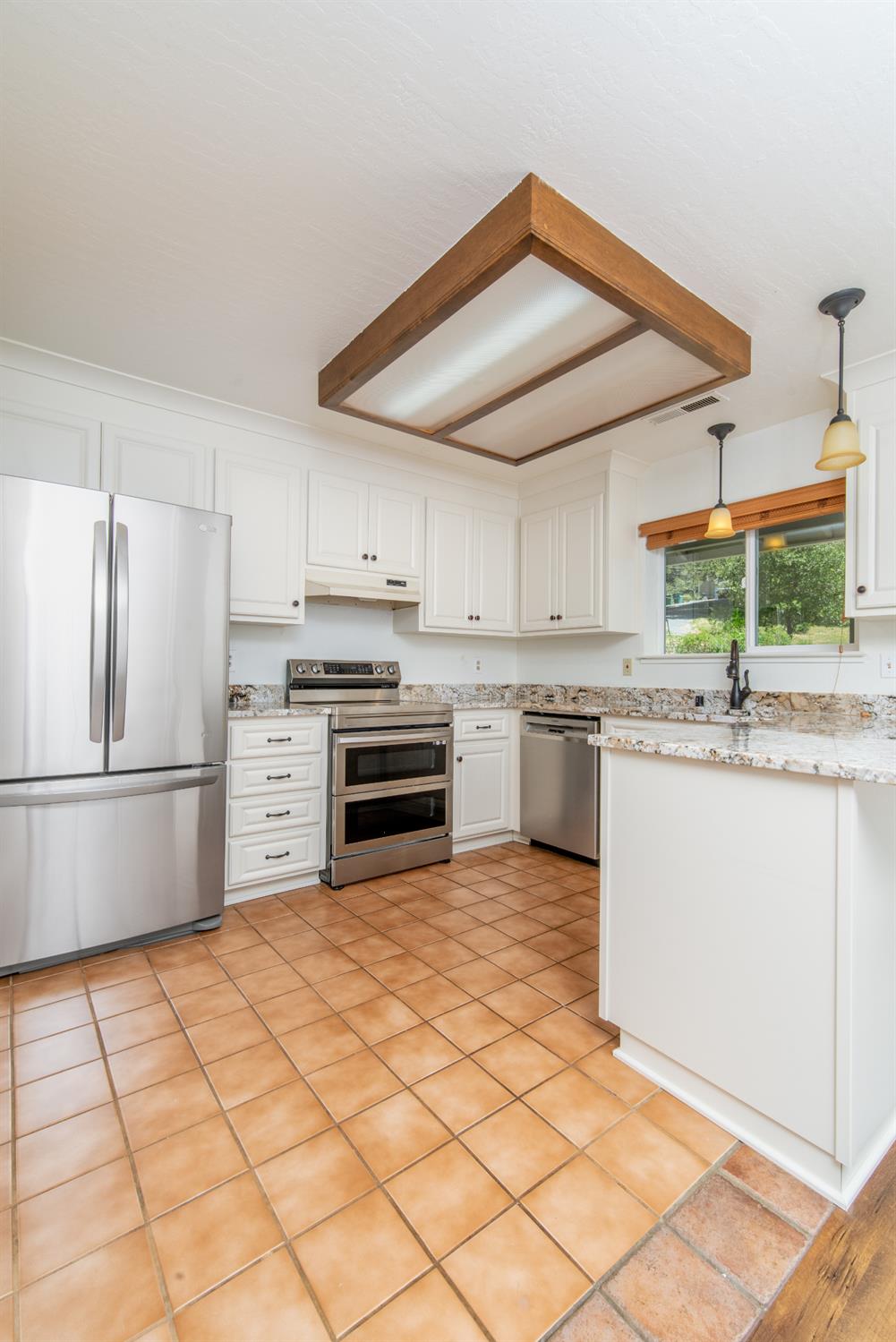 Detail Gallery Image 8 of 33 For 3791 Noel Ct, Placerville,  CA 95667 - 3 Beds | 2 Baths