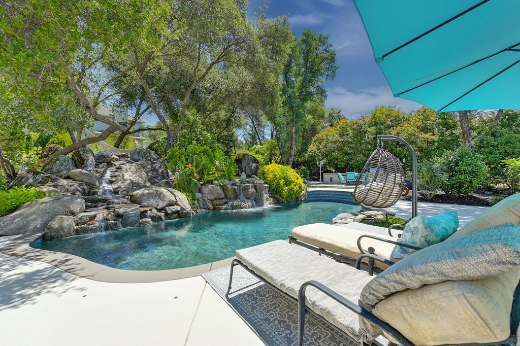 Detail Gallery Image 53 of 81 For 8990 Camino Del Avion, Granite Bay,  CA 95746 - 6 Beds | 5/1 Baths