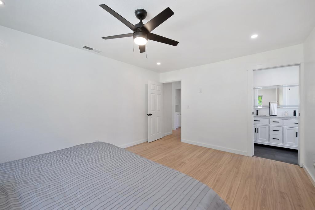 Detail Gallery Image 24 of 68 For 17725 Lake Forest Dr, Penn Valley,  CA 95946 - 3 Beds | 2 Baths