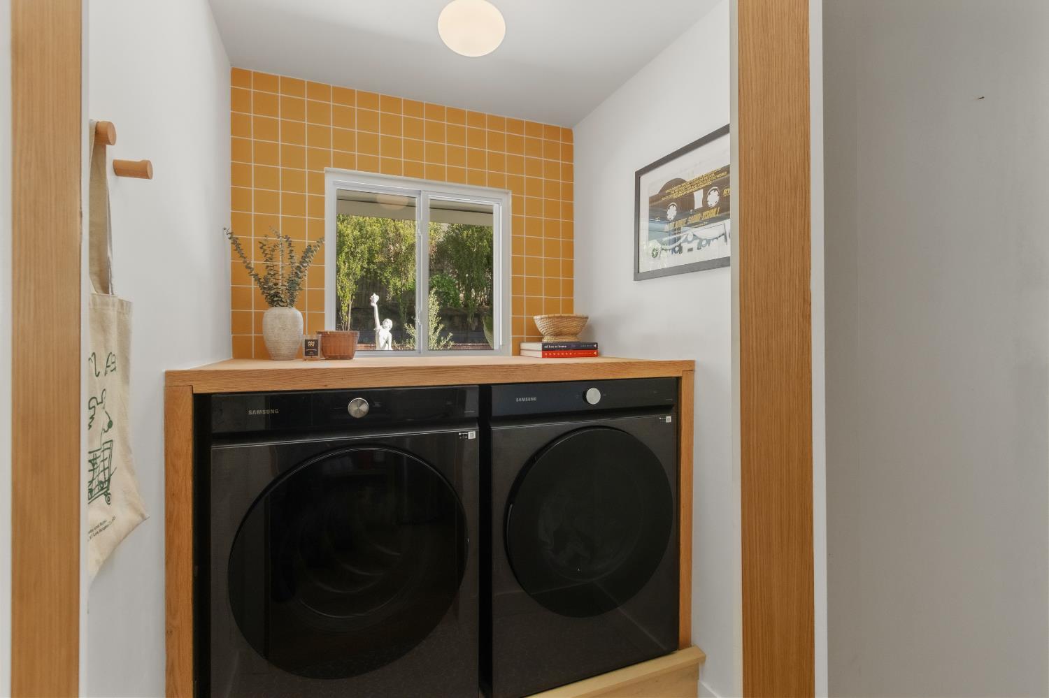 Detail Gallery Image 23 of 65 For 8514 Bordeaux Way, Fair Oaks,  CA 95628 - 4 Beds | 2/1 Baths