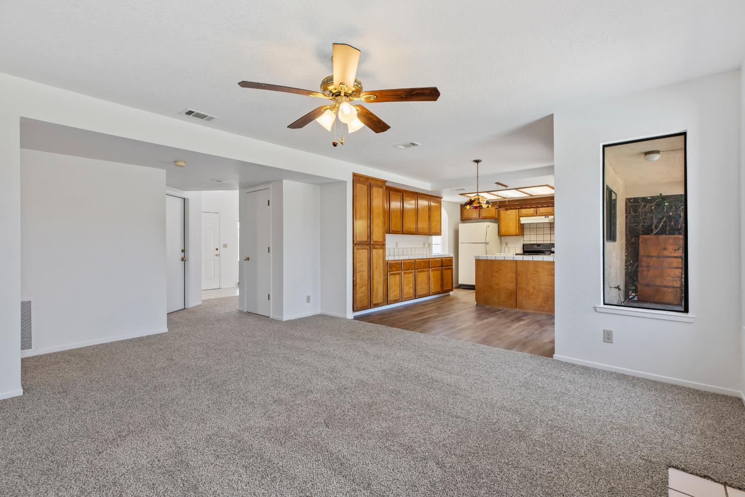 Detail Gallery Image 17 of 42 For 1541 Marazzi Ln, Ceres,  CA 95307 - 4 Beds | 3 Baths