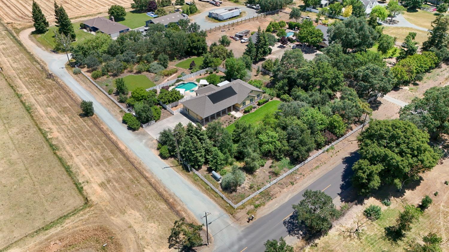 Detail Gallery Image 66 of 74 For 13703 Christensen Rd, Galt,  CA 95632 - 4 Beds | 2/1 Baths