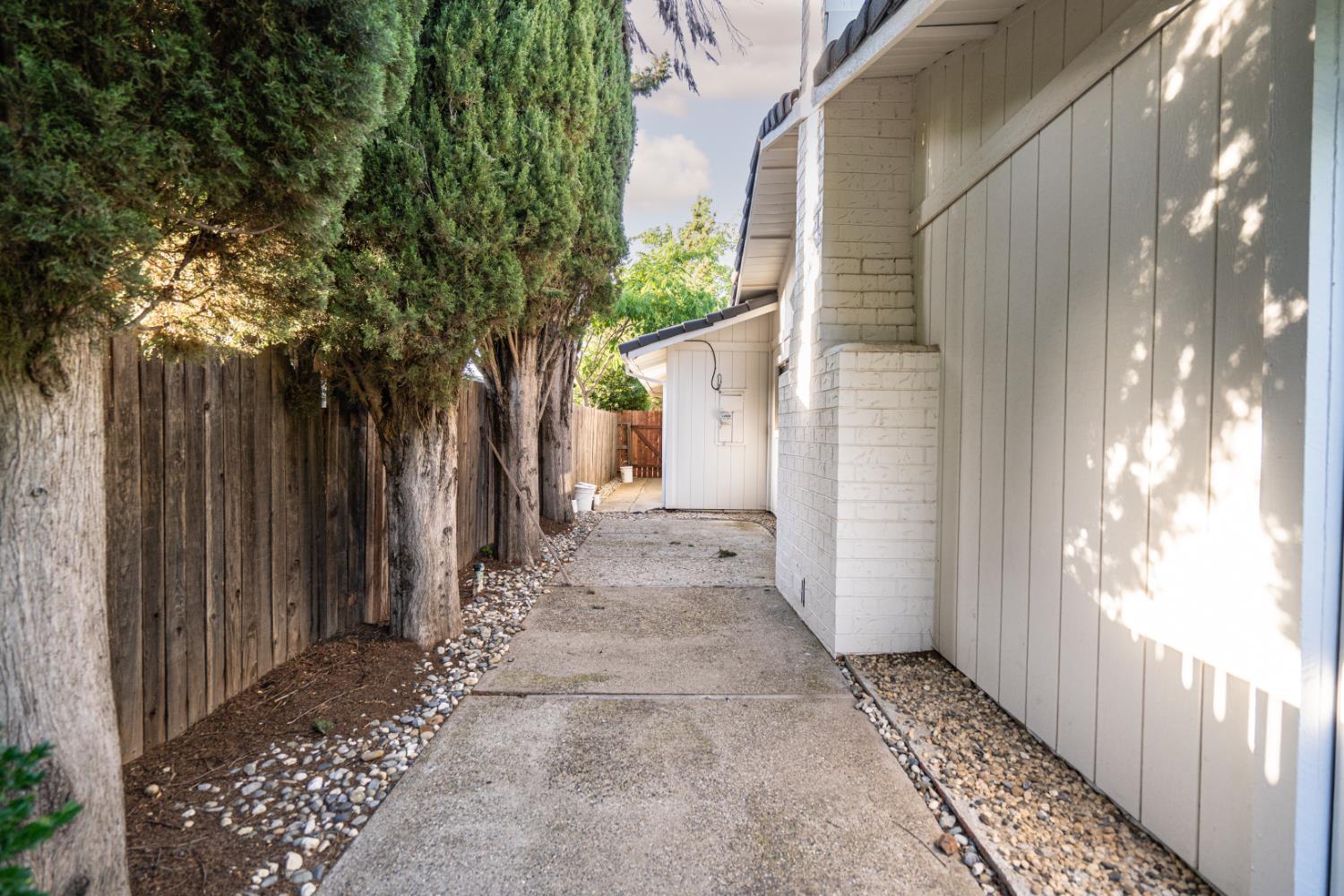 Jonnie Way, Fair Oaks, California image 27