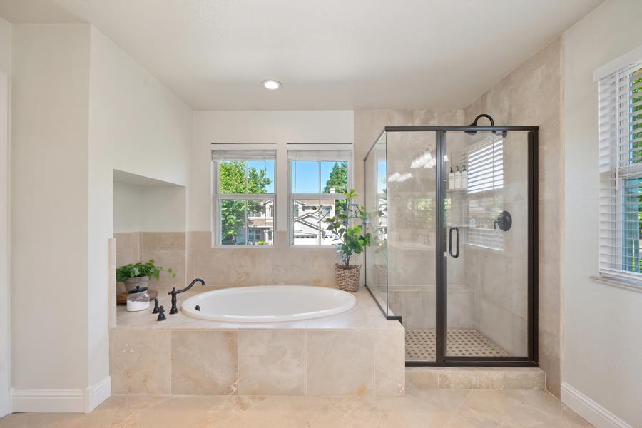 Detail Gallery Image 48 of 82 For 5802 Thoroughbred Ct, Rocklin,  CA 95677 - 4 Beds | 3 Baths