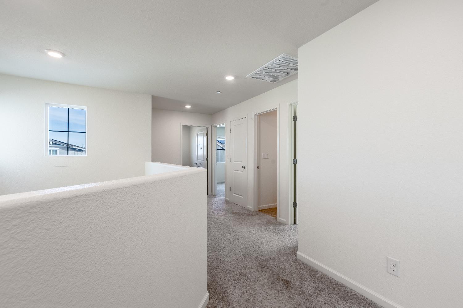 Detail Gallery Image 12 of 26 For 3825 S 3825 Arborhill Way Way, Sacramento,  CA 95834 - 3 Beds | 2/1 Baths